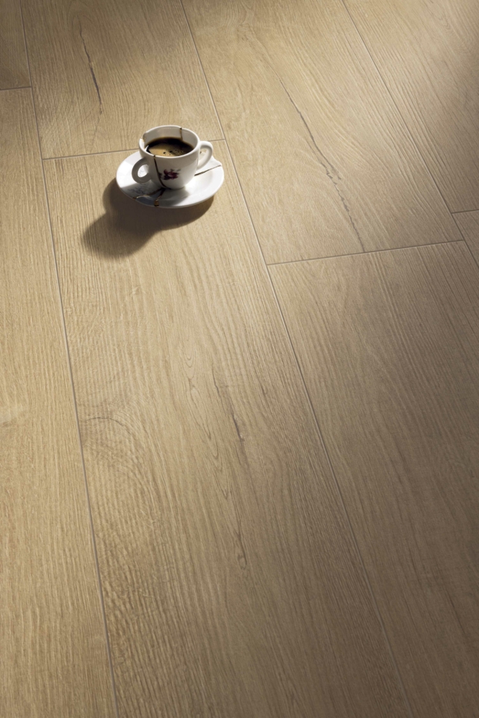 37015 Nimes Oak